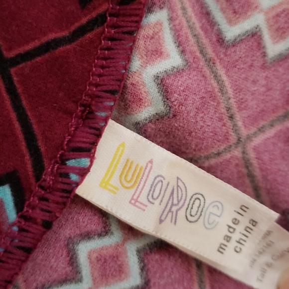LuLaRoe buttery soft TC leggings - Picture 4 of 5